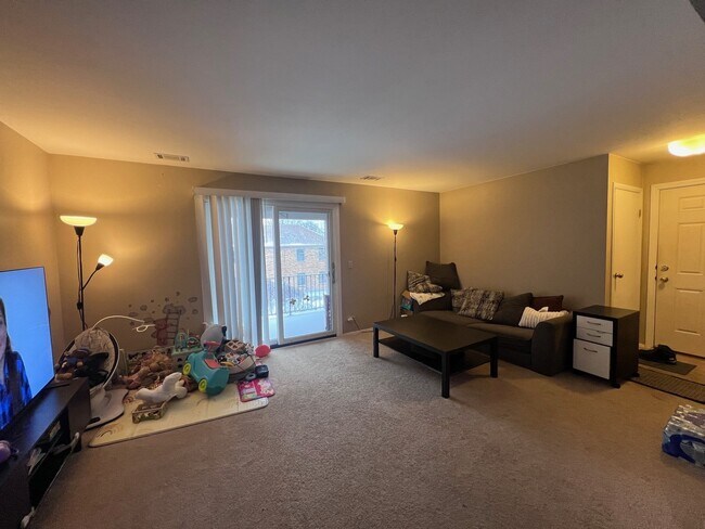 Building Photo - 1750 Fayette Walk