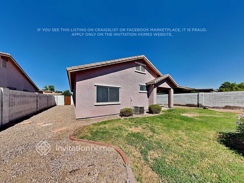 Building Photo - 3717 E Remington Dr