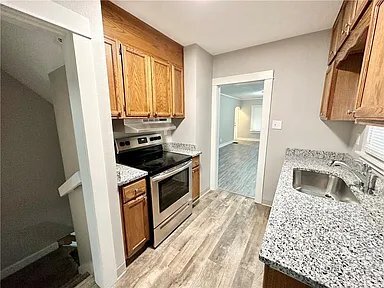 Building Photo - 30 Brighton St