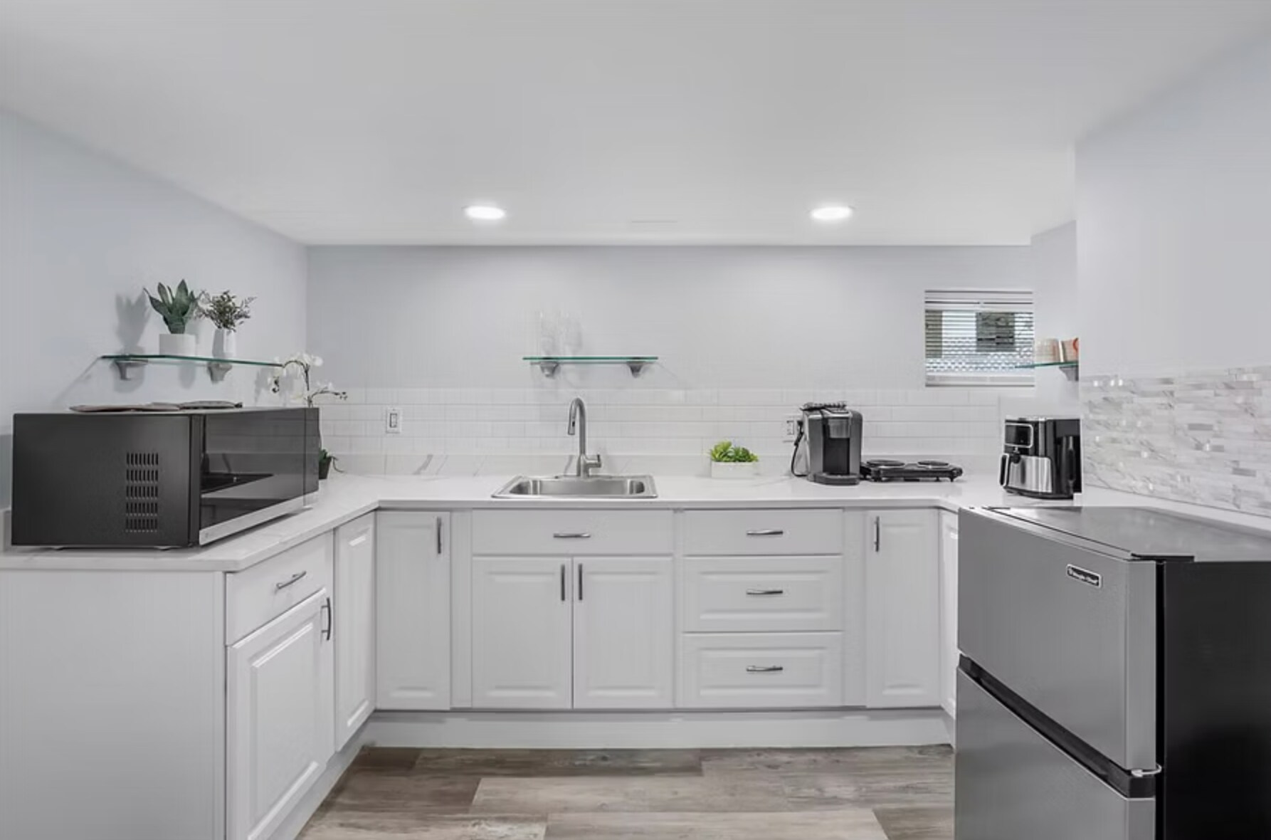 Building Photo - 67 Curtis Rd