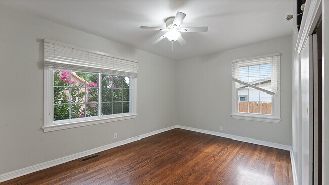 Building Photo - "Spacious 3-Bedroom Haven in Rogers, AR!"