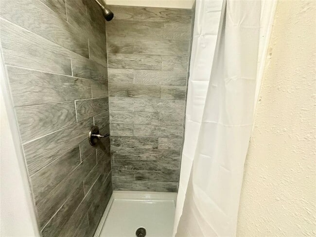 Building Photo - 5101 Purple Sage Dr