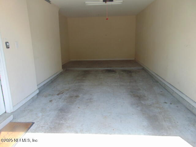 Building Photo - 10075 GATE N Pky