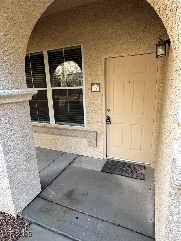 Building Photo - 10550 W Alexander Rd