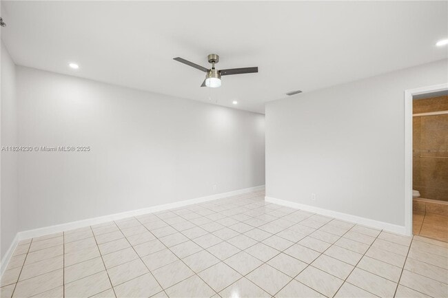 Building Photo - 7312 NW 58th Ct