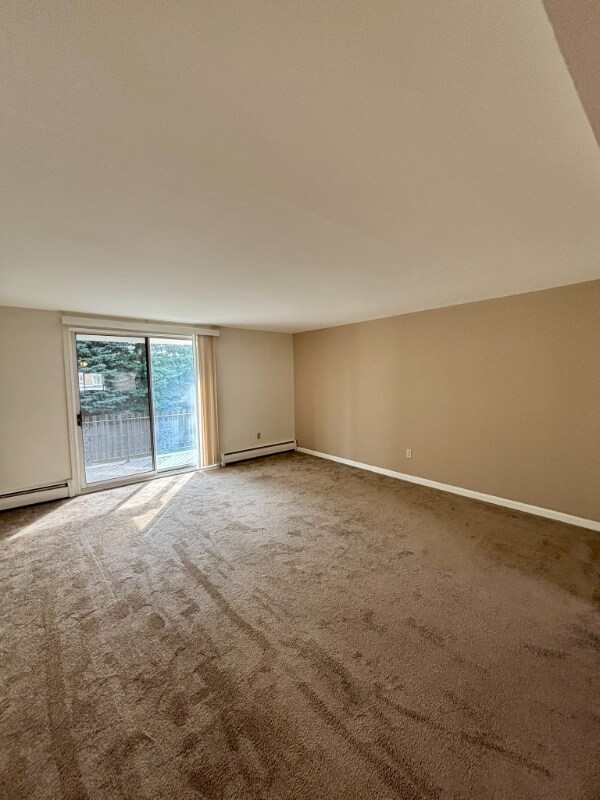 Building Photo - 110 Losson Rd