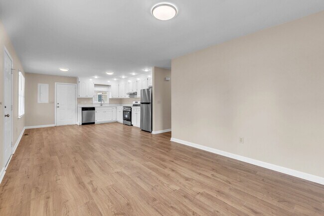 Building Photo - 297 Irby Rd