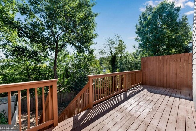 Building Photo - 1427 Old Virginia Ct SE