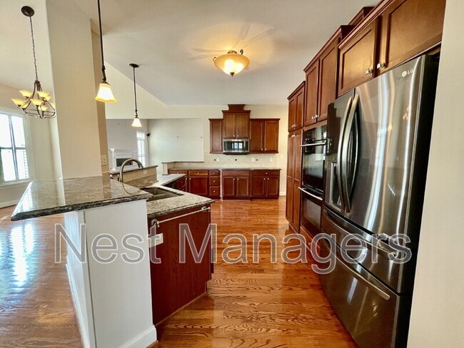 Building Photo - 2905 Deep Channel Ct