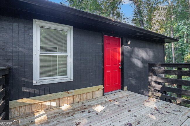 Building Photo - 147 Park Ridge Ct