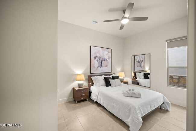 Building Photo - 828 Acton St