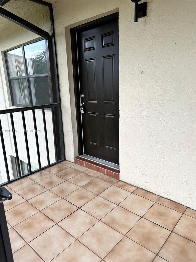 Building Photo - 7137 Golf Colony Ct