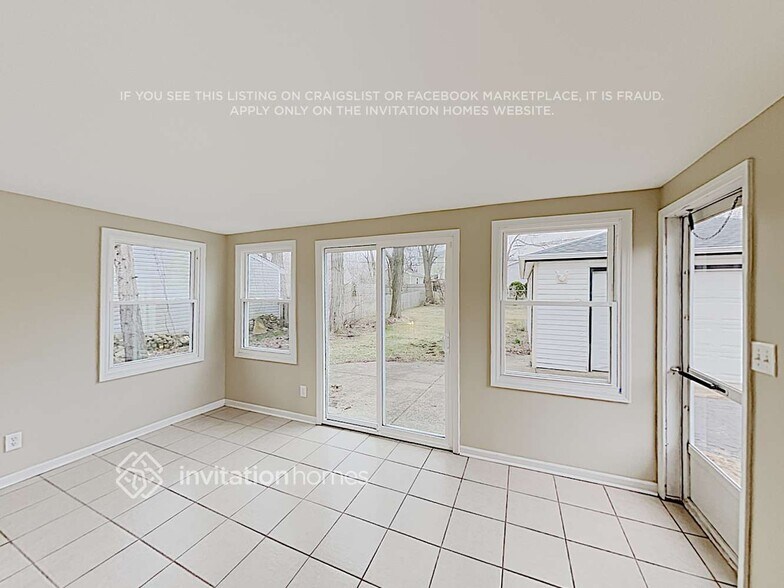 Building Photo - 4516 Pershing Ave