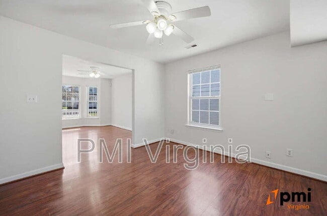 Building Photo - 831 Marshall Ave