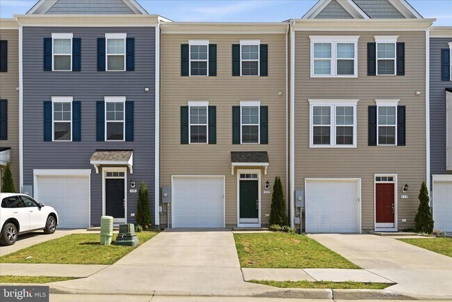 Building Photo - 117 Stribling Wy