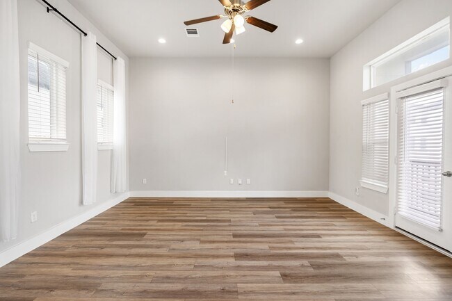 Building Photo - 9013 Lonestar River Ln