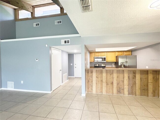 Building Photo - 6094 Peregrine Ave