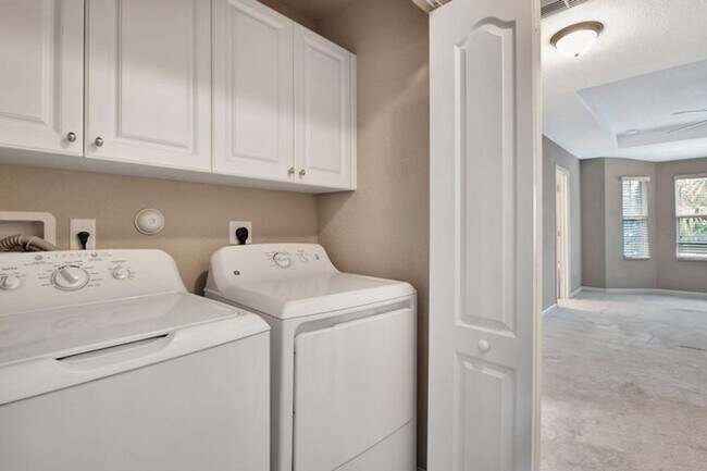 Building Photo - 5830 Monterra Club Dr