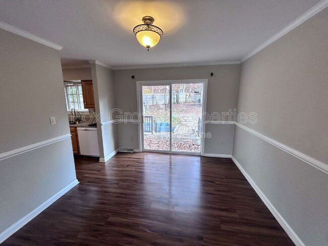 Building Photo - 3914 Kiser Island Rd