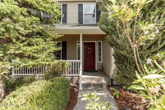 Building Photo - Beautiful home in Broadmore Estates
