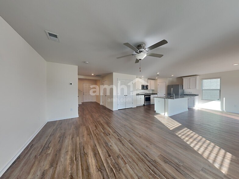 Building Photo - 6046 Mason Tucker Dr
