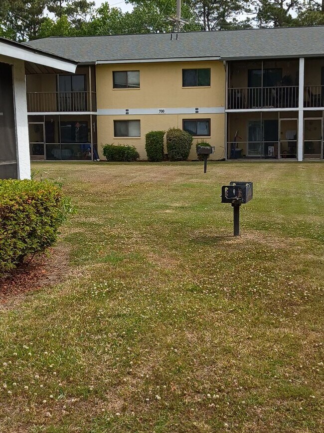 Building Photo - WESTWIND COMMUNITY