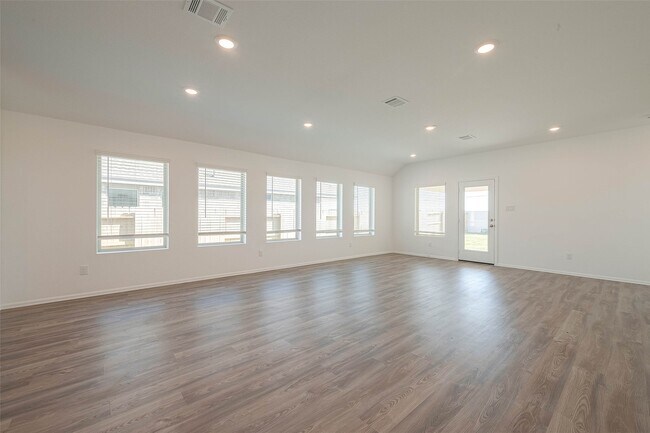 Building Photo - 5730 Knox Lndg Dr