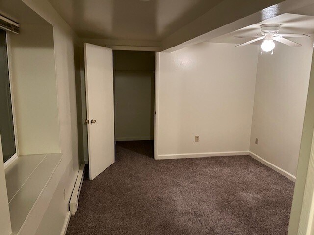 Building Photo - 427 N Locust St