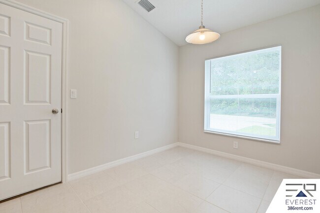 Building Photo - 22 Prince Eric Ln