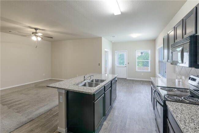Building Photo - 15117 Bullbrier Rd