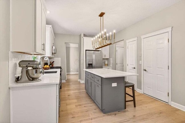 Building Photo - 5692 Sugarwood Dr