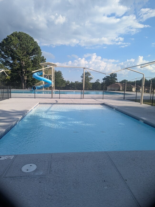 Child's Pool - 24 Melinda Ln