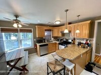 Building Photo - 425 Sylvania Ave