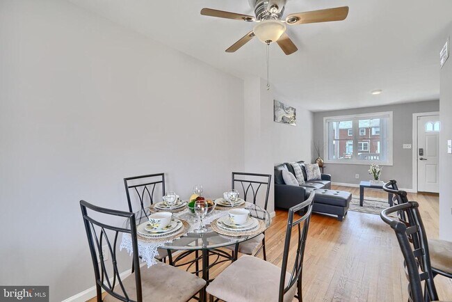 Building Photo - 2845 Plainfield Rd