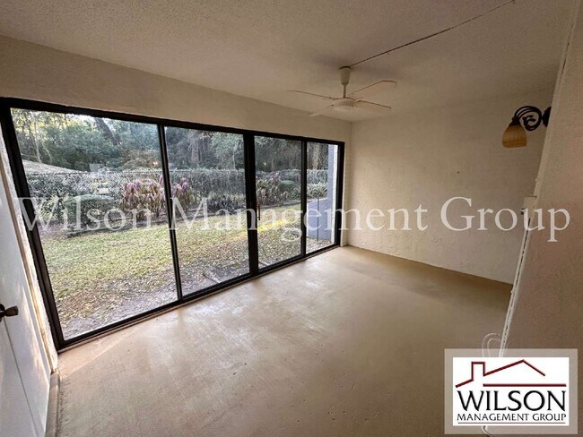 Building Photo - 17 Escondido Cir