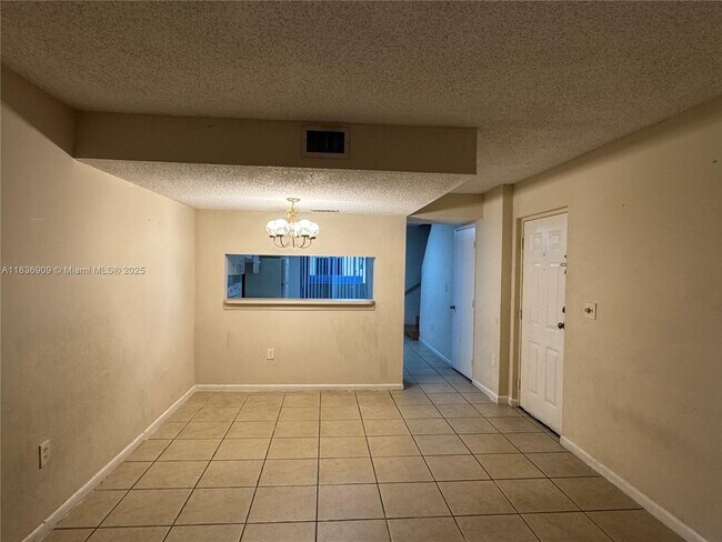 Building Photo - 8249 SW 149th Ct