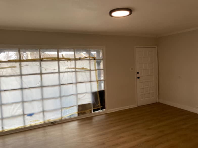 Building Photo - 3514 Center Dr