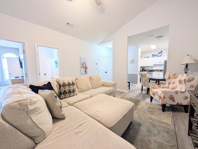 Building Photo - 9772 Leyland Dr