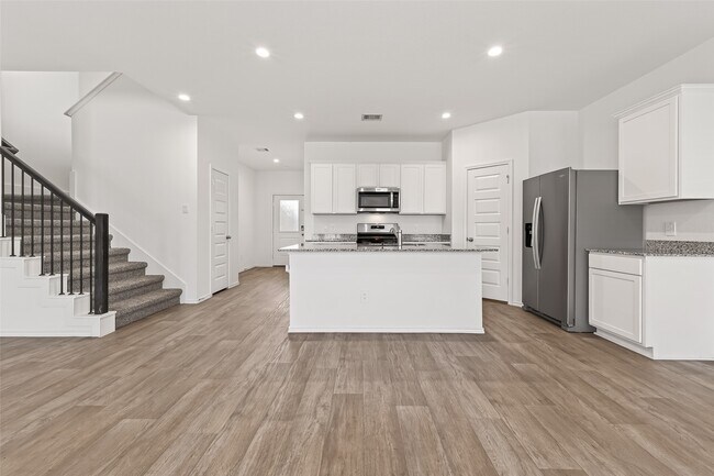 Building Photo - 7427 Audubon Russet Dr