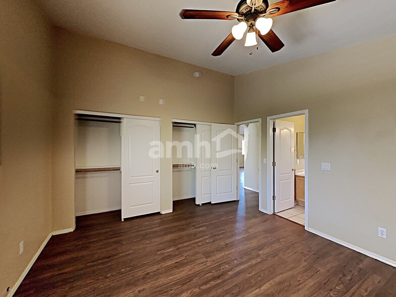 Building Photo - 6426 E Mary Dr