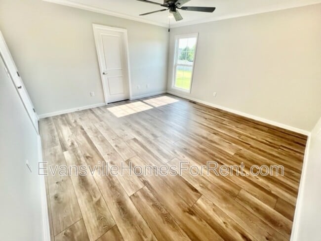 Building Photo - 12841 Halle Dr