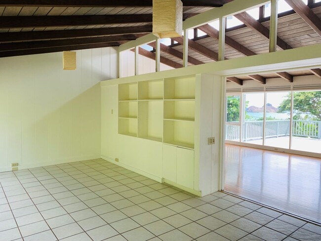 Building Photo - Breathtaking Ocean & Mokulua Island Views