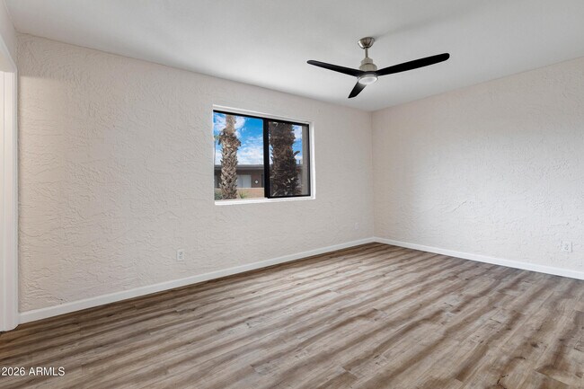 Building Photo - 7110 E Continental Dr