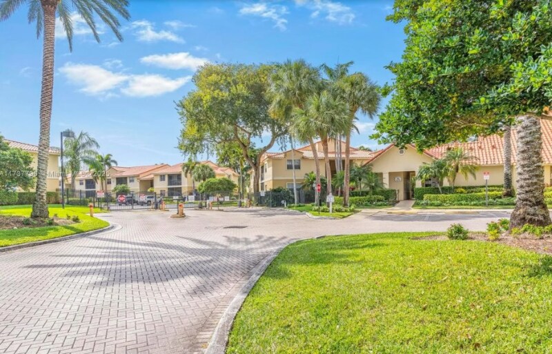 Building Photo - 1263 SW 46th Ave