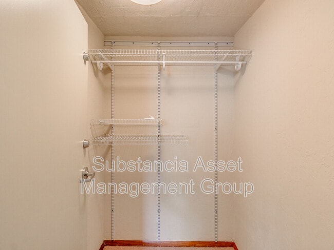 Building Photo - 2618 NW 50th St