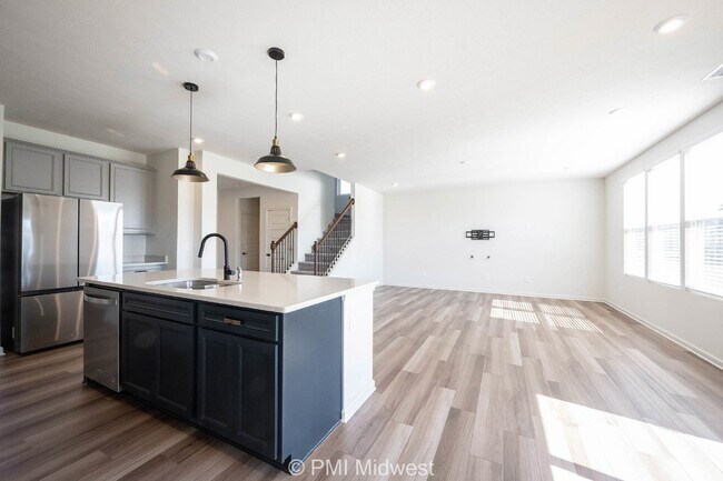 Building Photo - 6809 Blackwater Ln