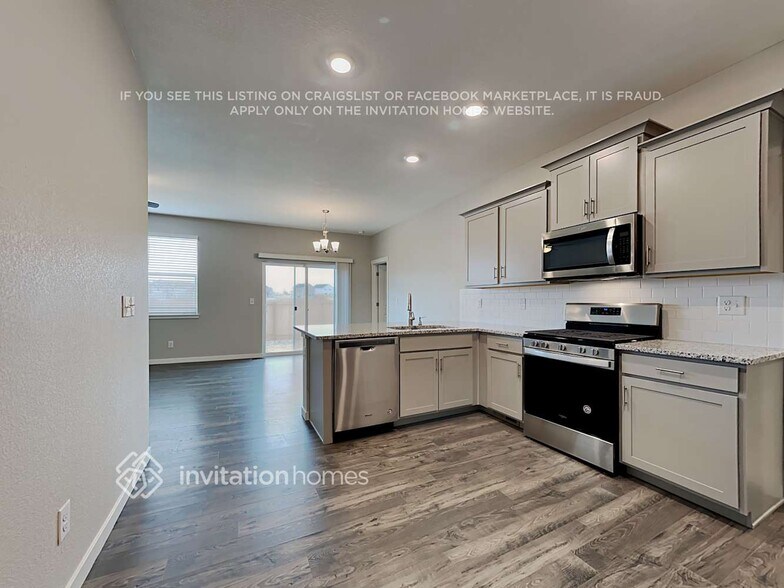 Building Photo - 10249 Castor Dr