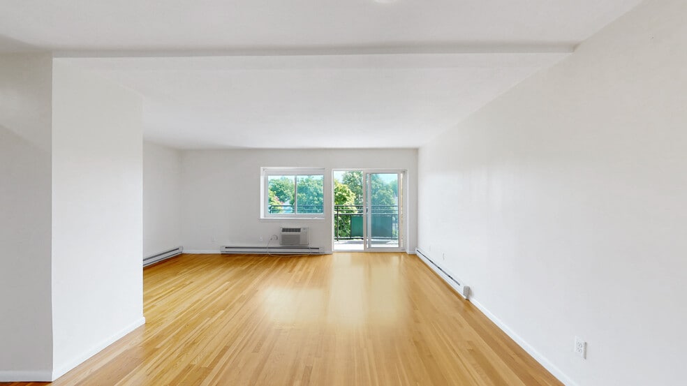 Building Photo - 525 Highland Ave
