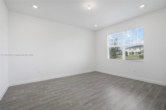 Building Photo - 19655 Barn Swallow Way