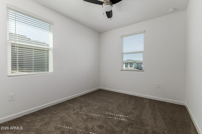 Building Photo - 9173 S Palo Verde Dr